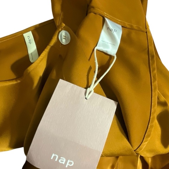NAP Free Flowing Cropped Jacket Lounge Wear Pleated Sleeve Cuff in Warm Amber - Picture 12 of 14